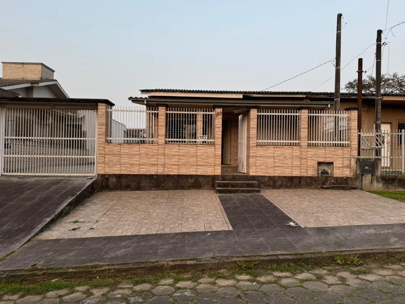 Casa Pinheirinho 
